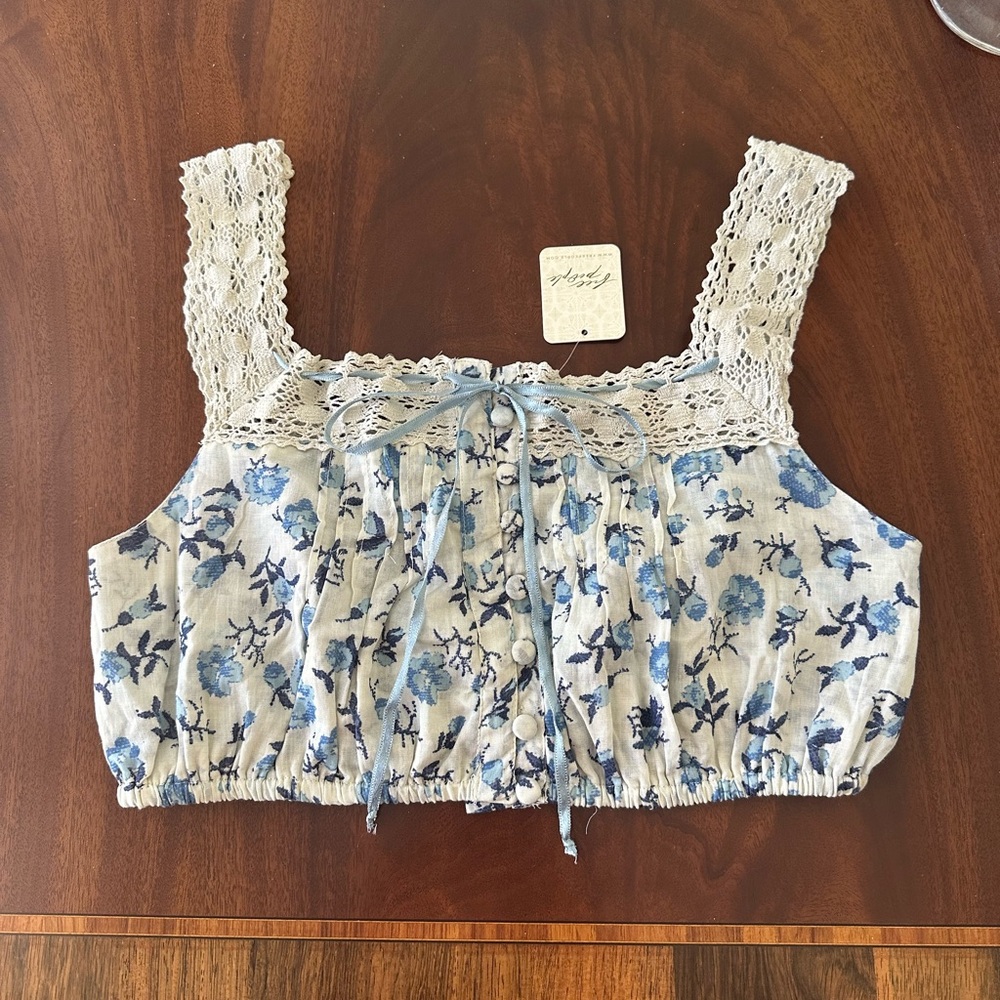 Free People Lace La Dolce Vita Crop Top